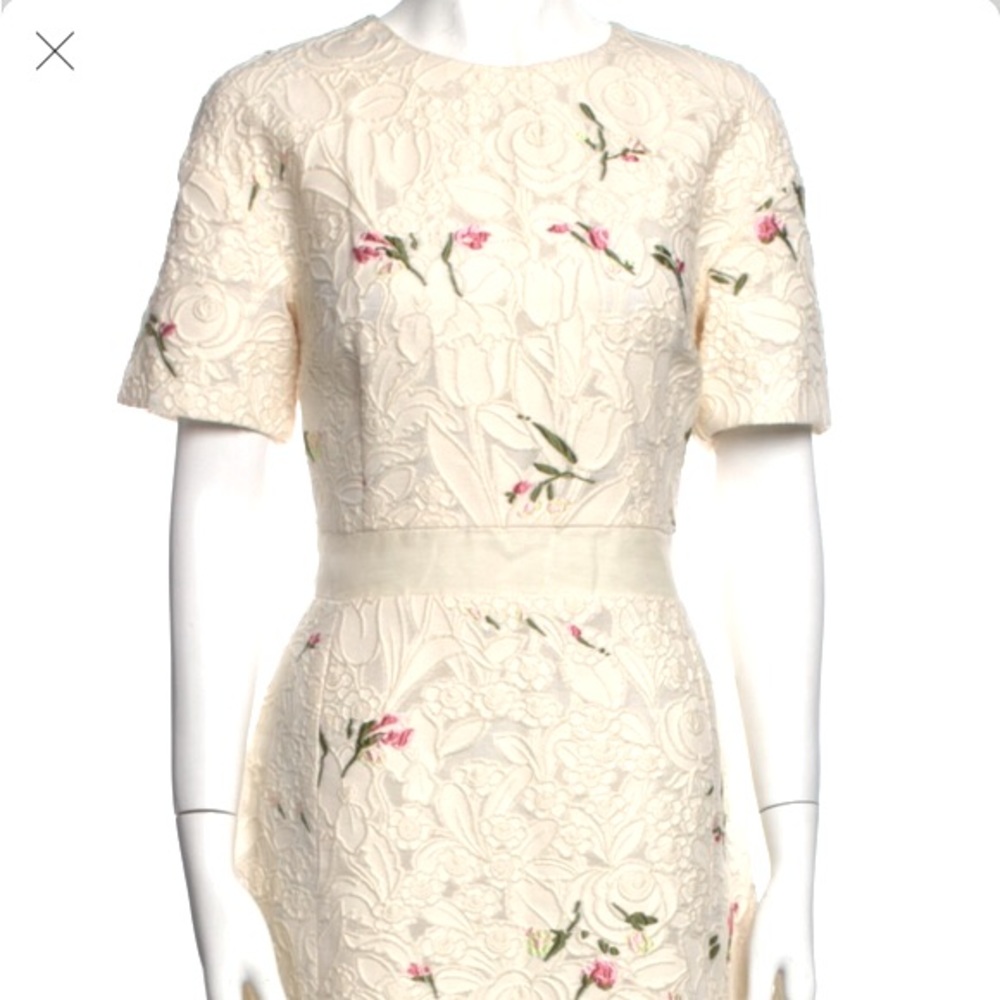 SOLD Gorgeous Giambattista Valli Floral Embroidered Dress